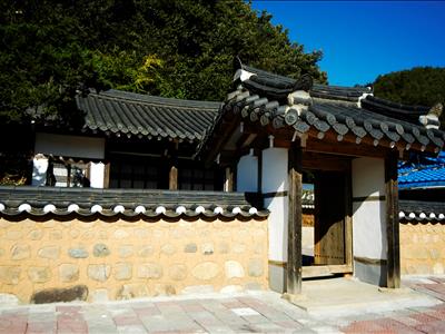 유울재