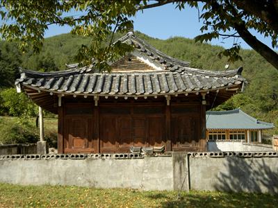 영사재